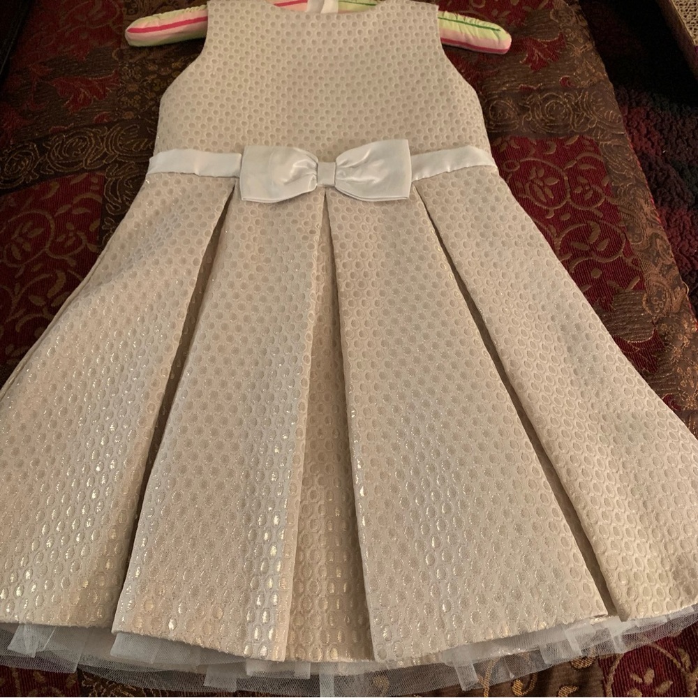 Beige and Gold Girls Formal Dress, Size 7